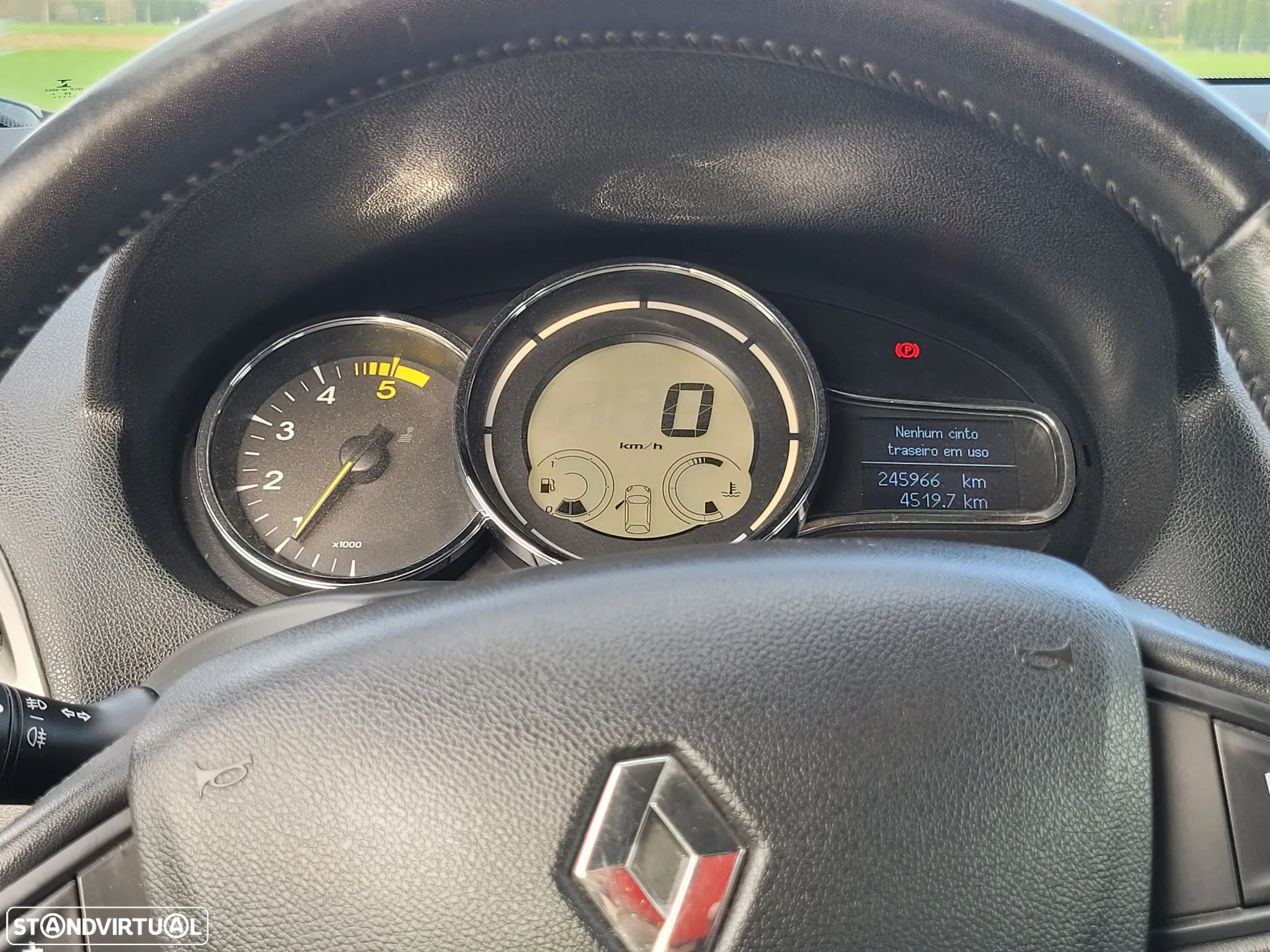 Renault Mégane Sport Tourer 1.5 dCi Confort SS - 16
