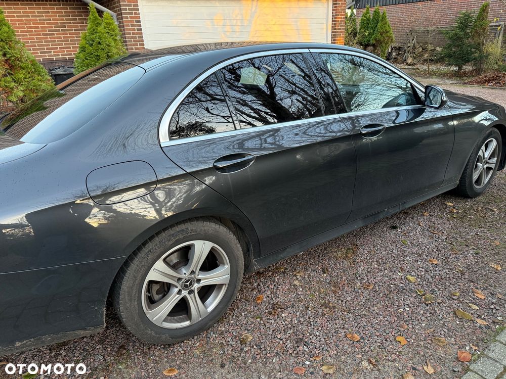 Mercedes-Benz Klasa E 220 d AMG/Avantgarde - 10