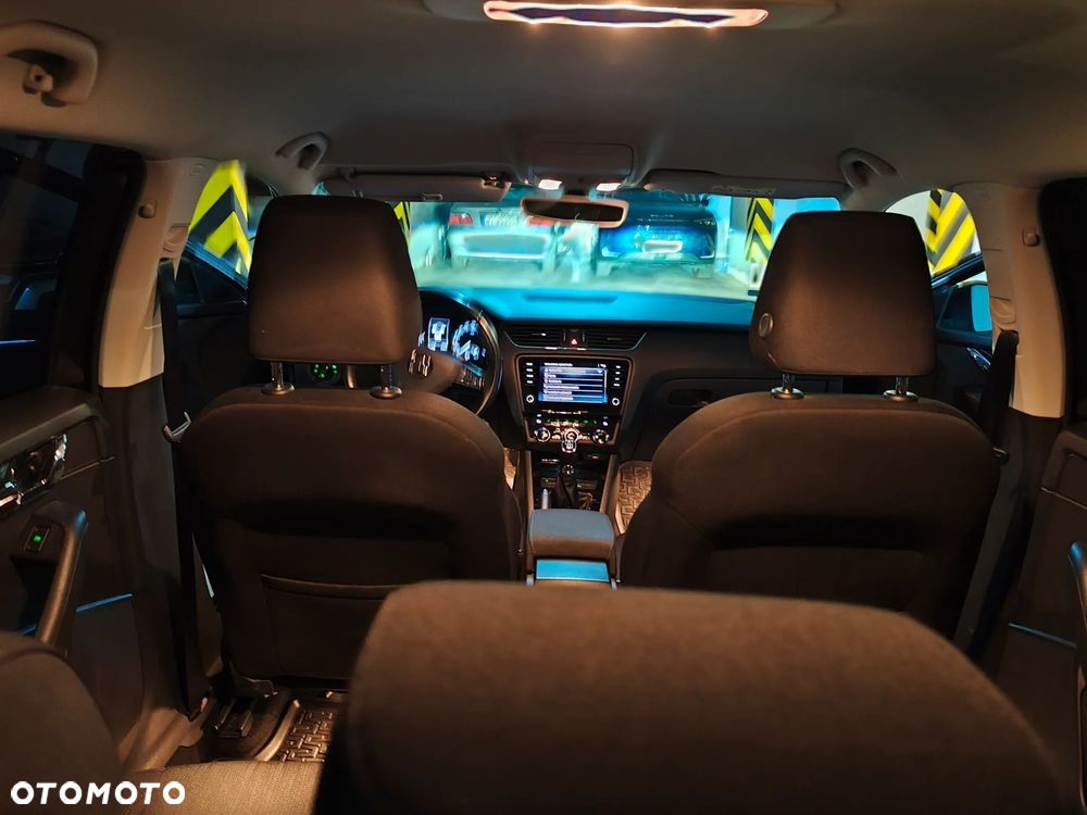 Skoda Octavia 2.0 TDI SCR Ambition - 18