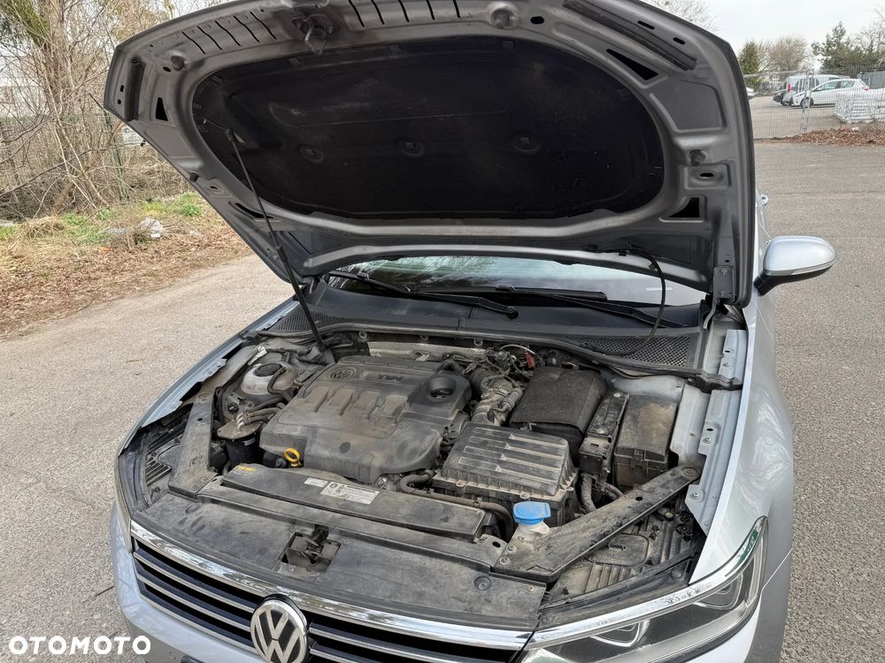 Volkswagen Passat - 6