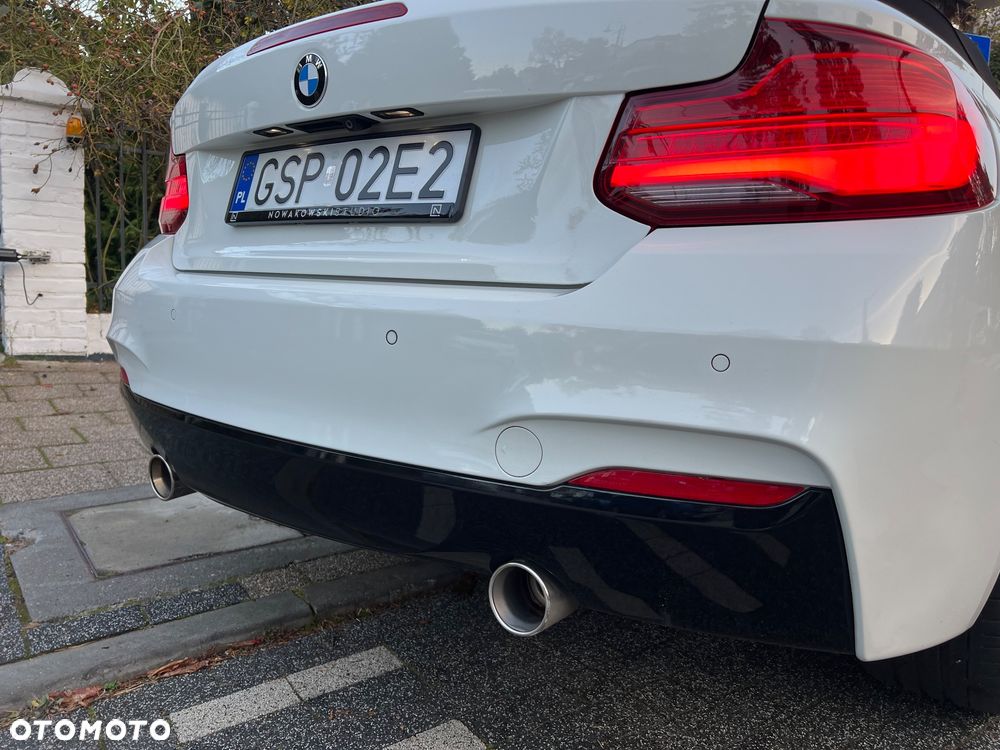 BMW Seria 2 218d - 8