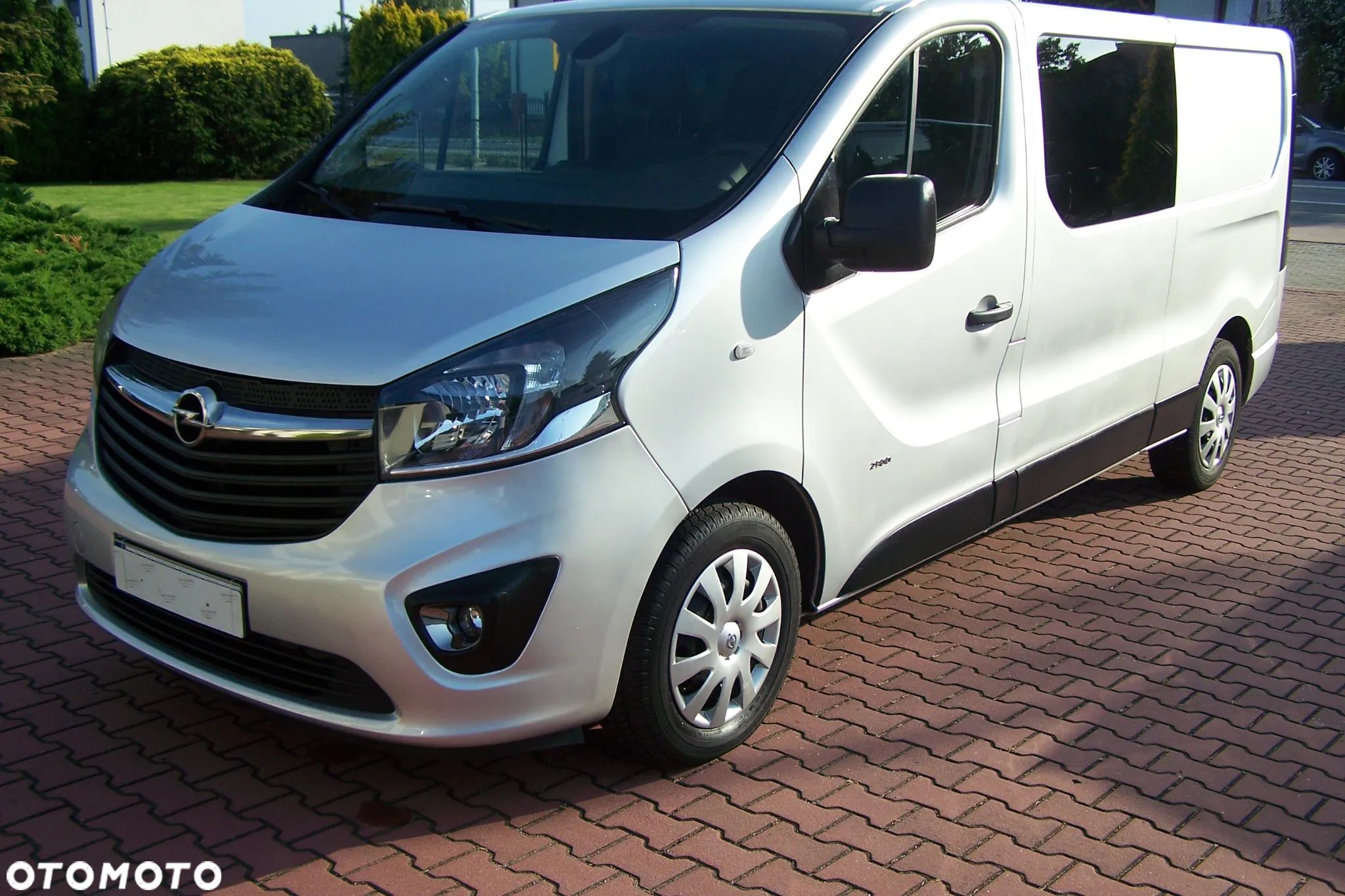 Renault Trafic - 1