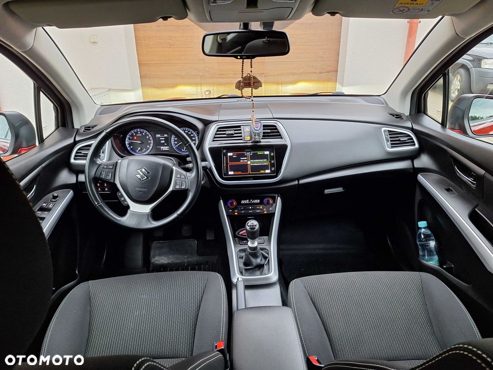 Suzuki S-Cross - 7