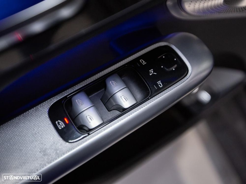 Mercedes-Benz GLC 300 e 4Matic - 17