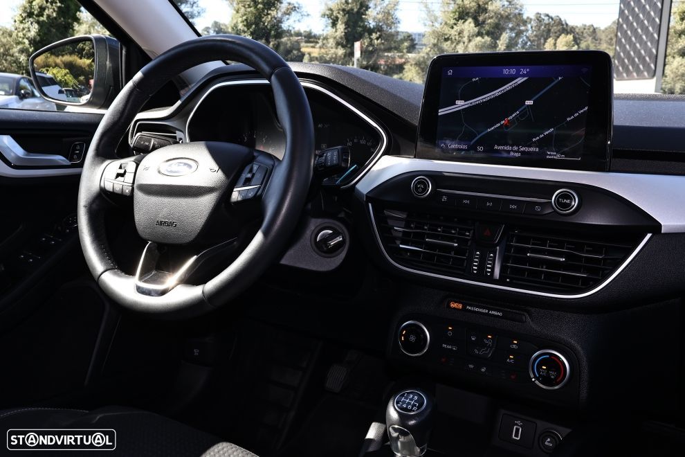 Ford Focus SW 1.0 EcoBoost S&S ACTIVE - 12