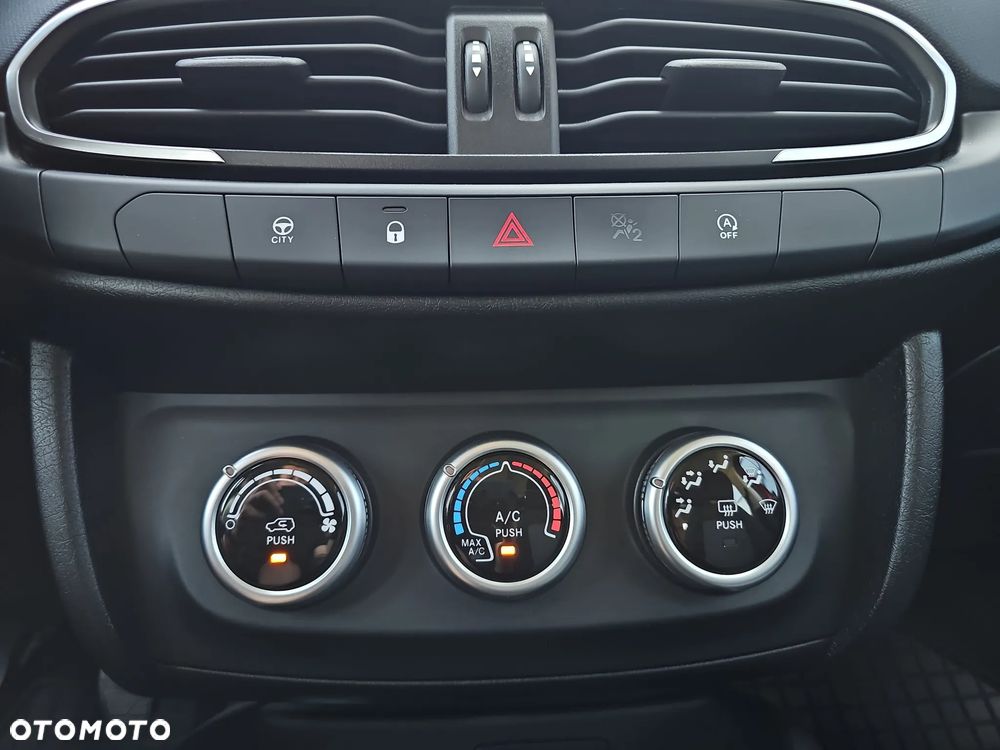 Fiat Tipo 1.0 T3 Life - 25