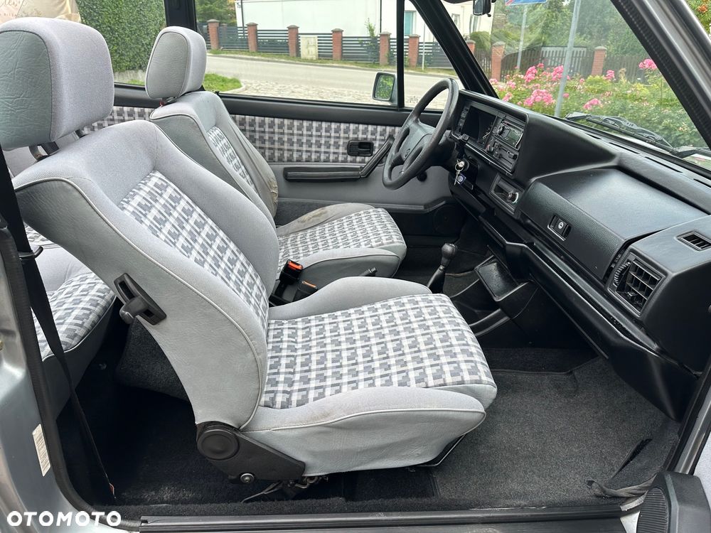 Volkswagen Golf - 20