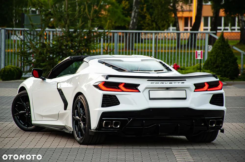 Chevrolet Corvette - 35