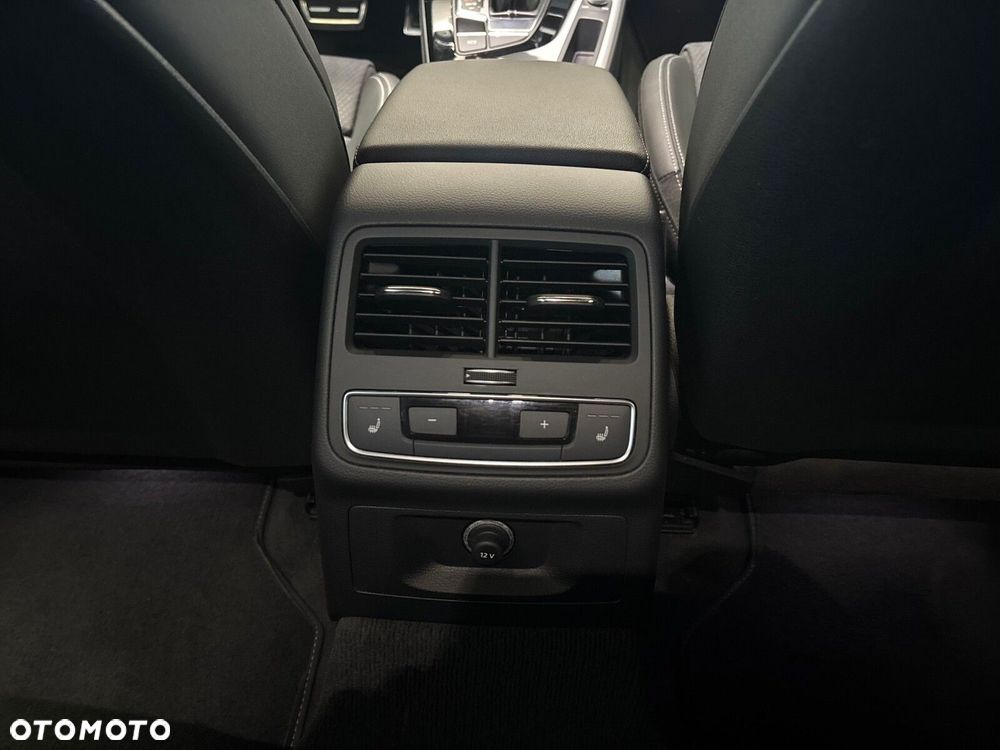 Audi A4 Avant - 16