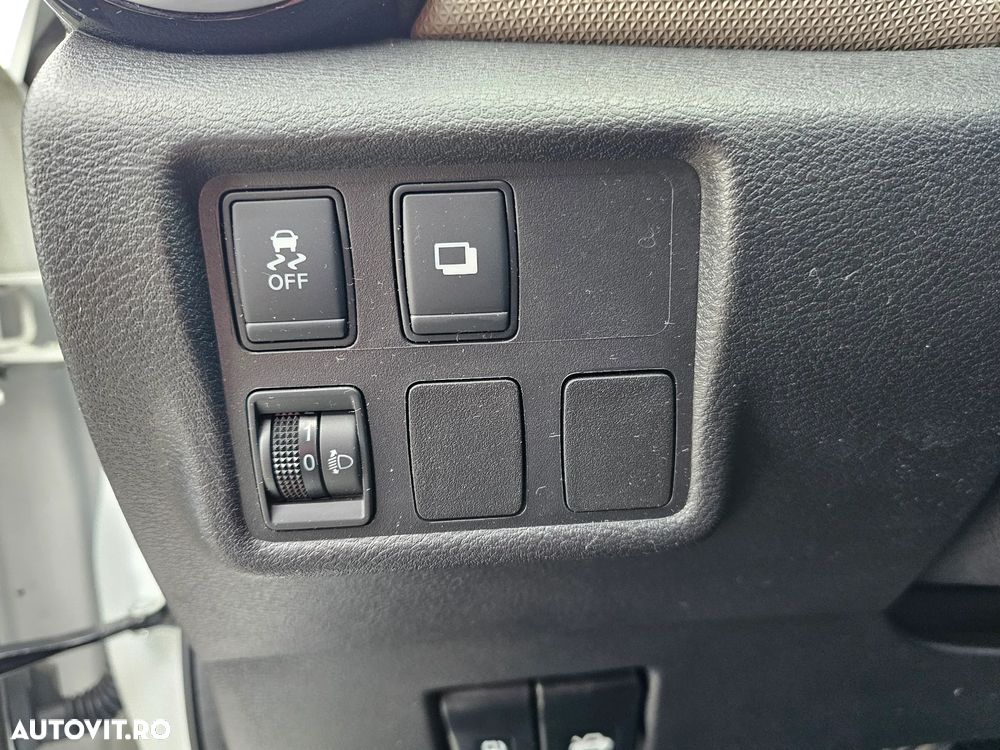 Nissan Micra 1.0L Visia - 16