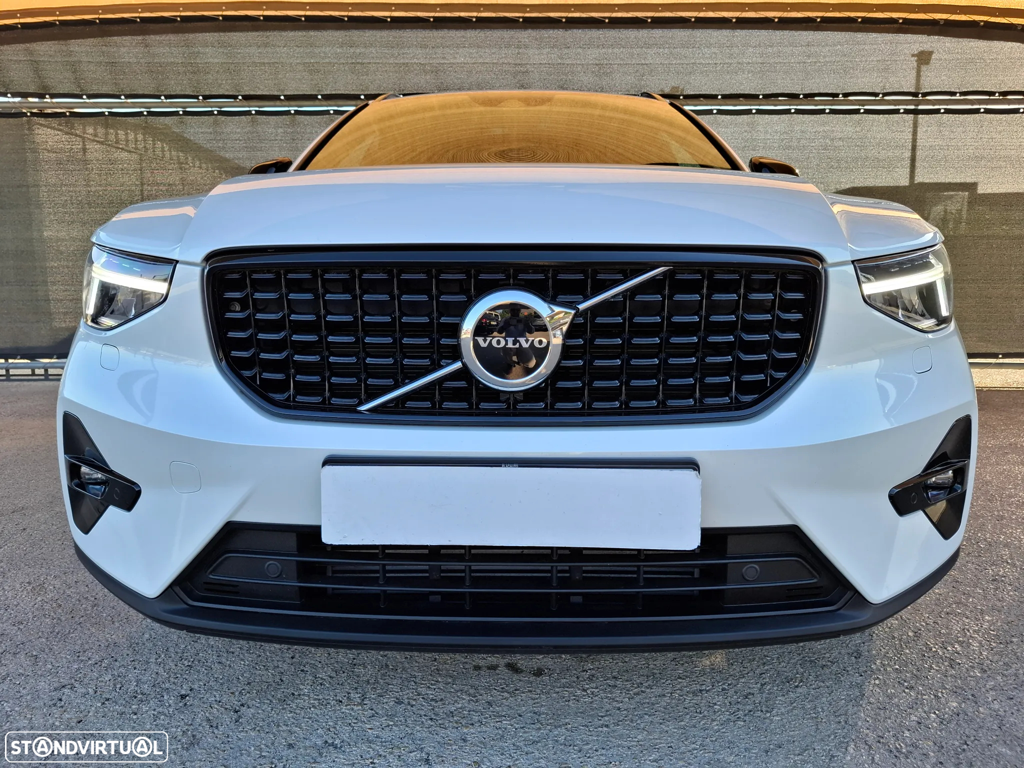 Volvo XC 40 1.5 T2 Plus Dark Auto - 4
