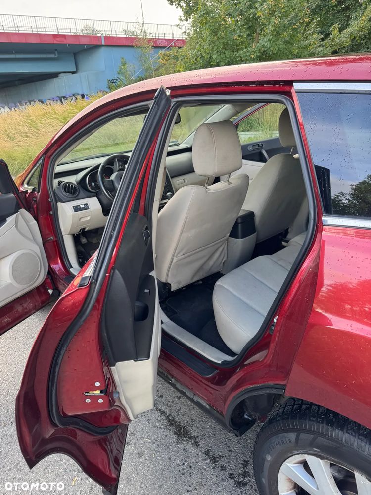 Mazda CX-7 - 12