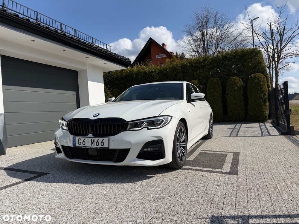 BMW Seria 3 320d Edition M Sport Shadow - 1