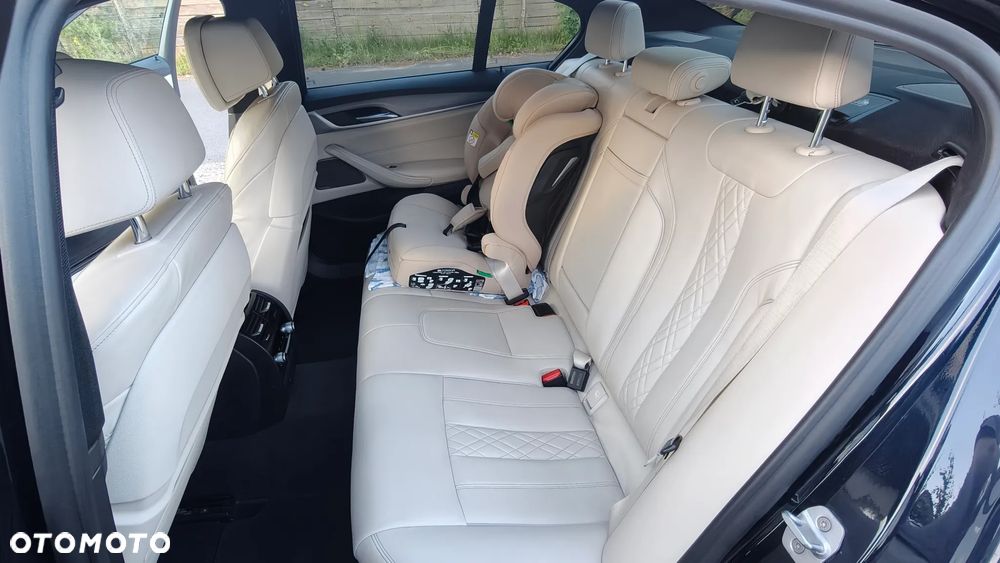 BMW Seria 5 - 17