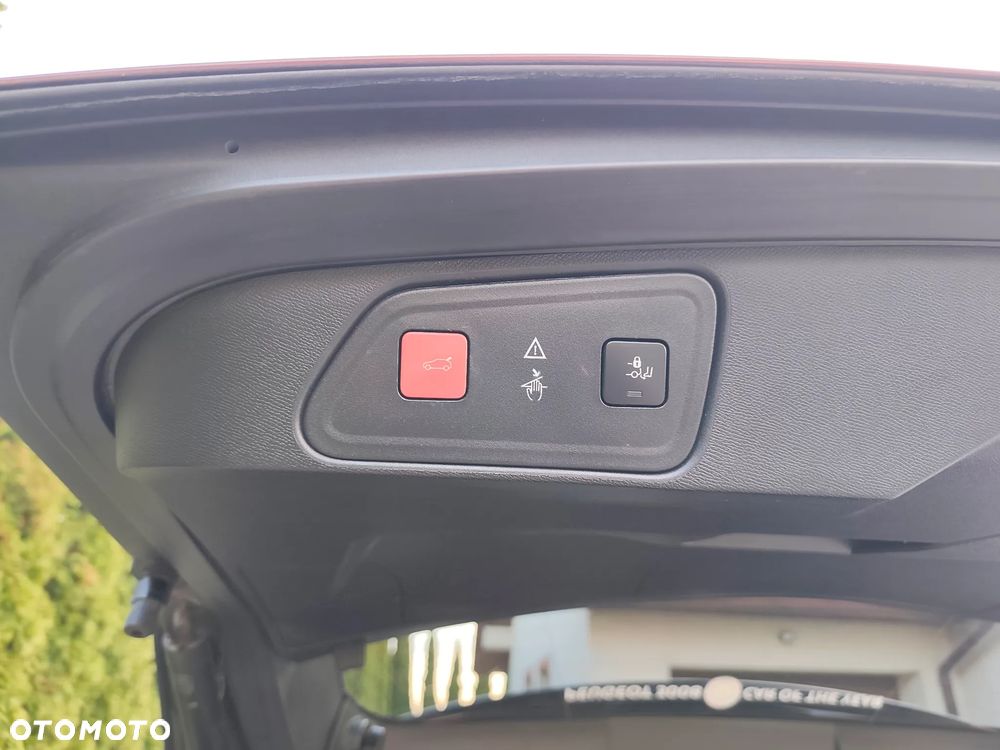 Peugeot 3008 BlueHDi 180 Stop & Start EAT6 GT - 21