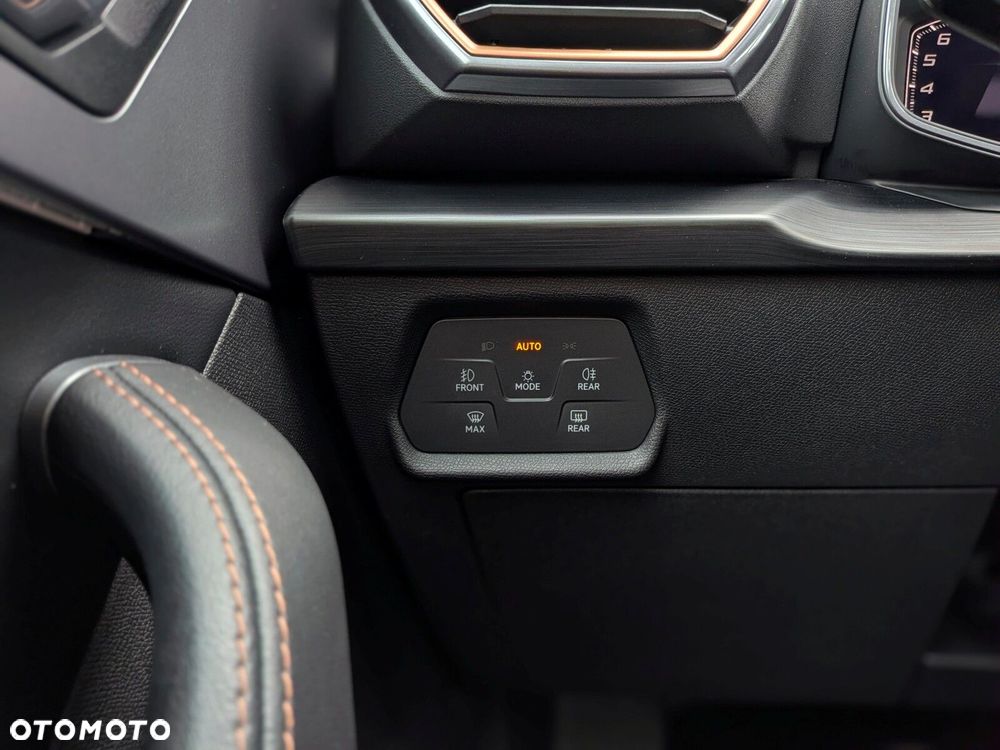 Cupra Formentor 1.5 TSI DSG - 32