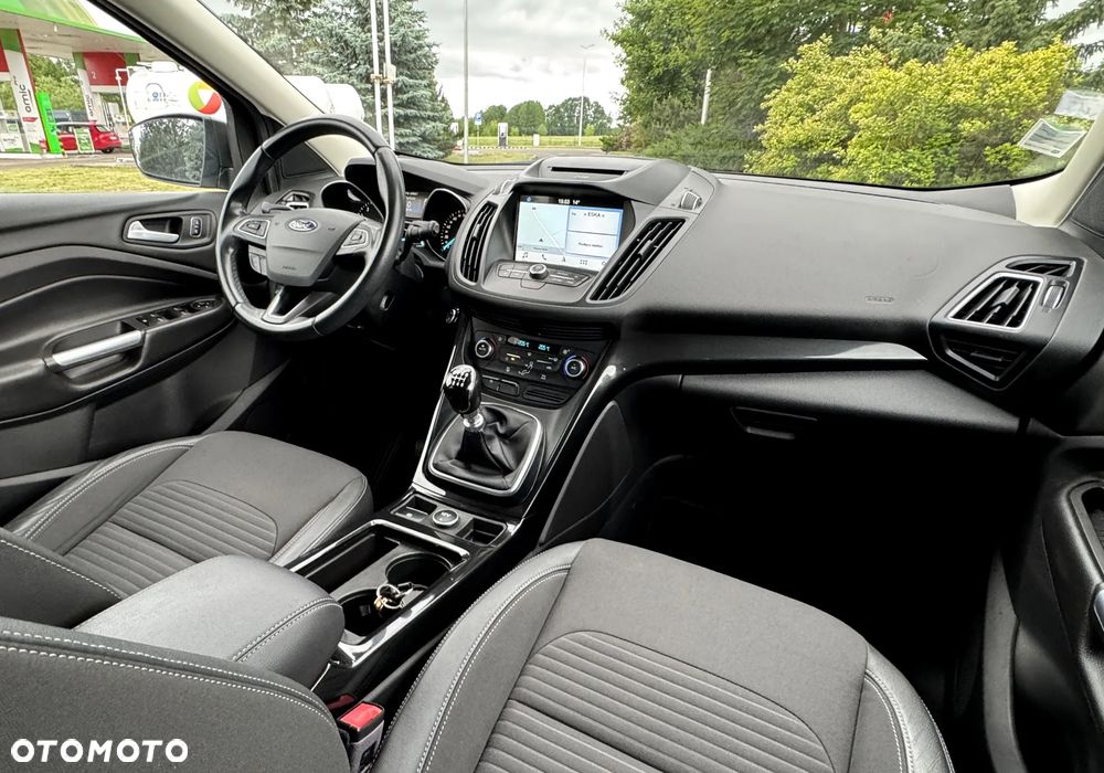 Ford Kuga 1.5 EcoBoost 2x4 Titanium - 22
