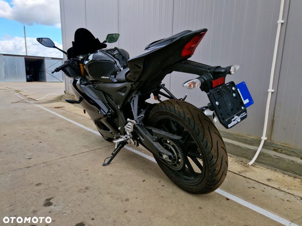 Yamaha YZF - 2