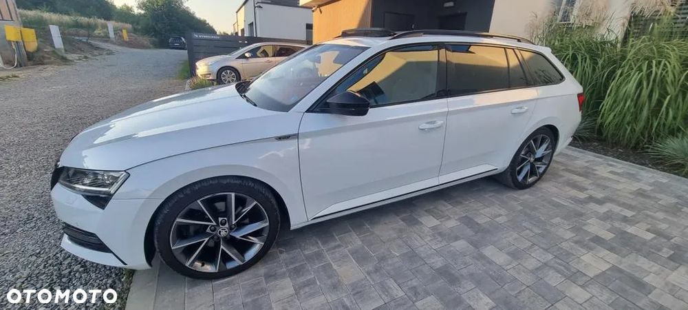 Skoda Superb 2.0 TDI 4x4 Sportline DSG - 2