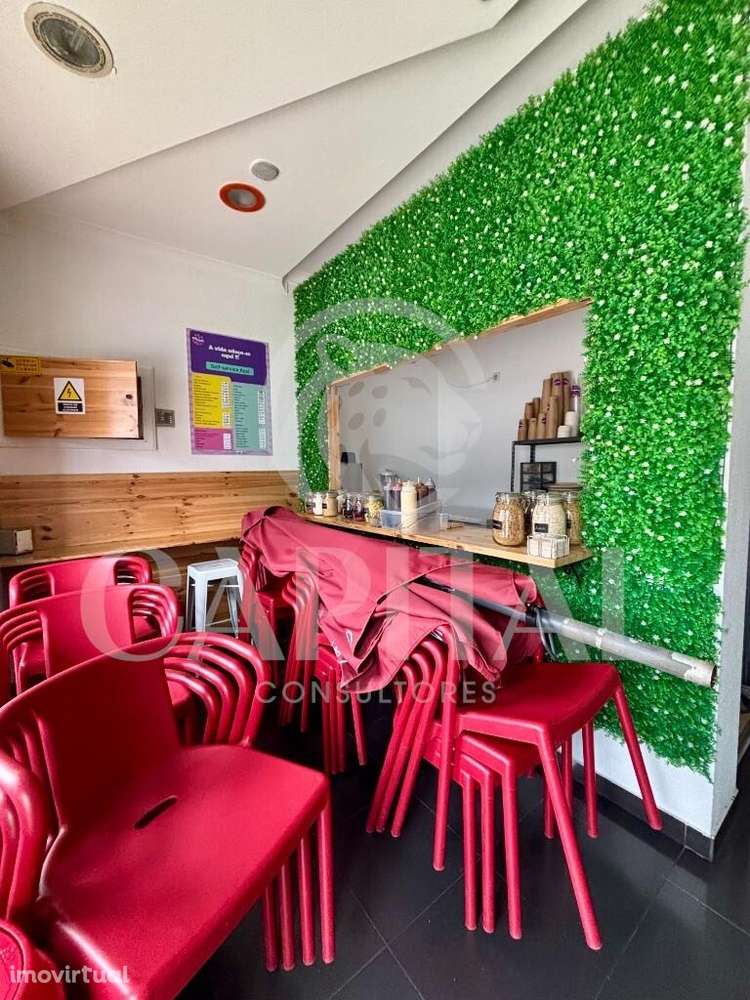 Trespasse de loja de Smoothie bowls em pleno centro de Queluz - Grande imagem: 3/5