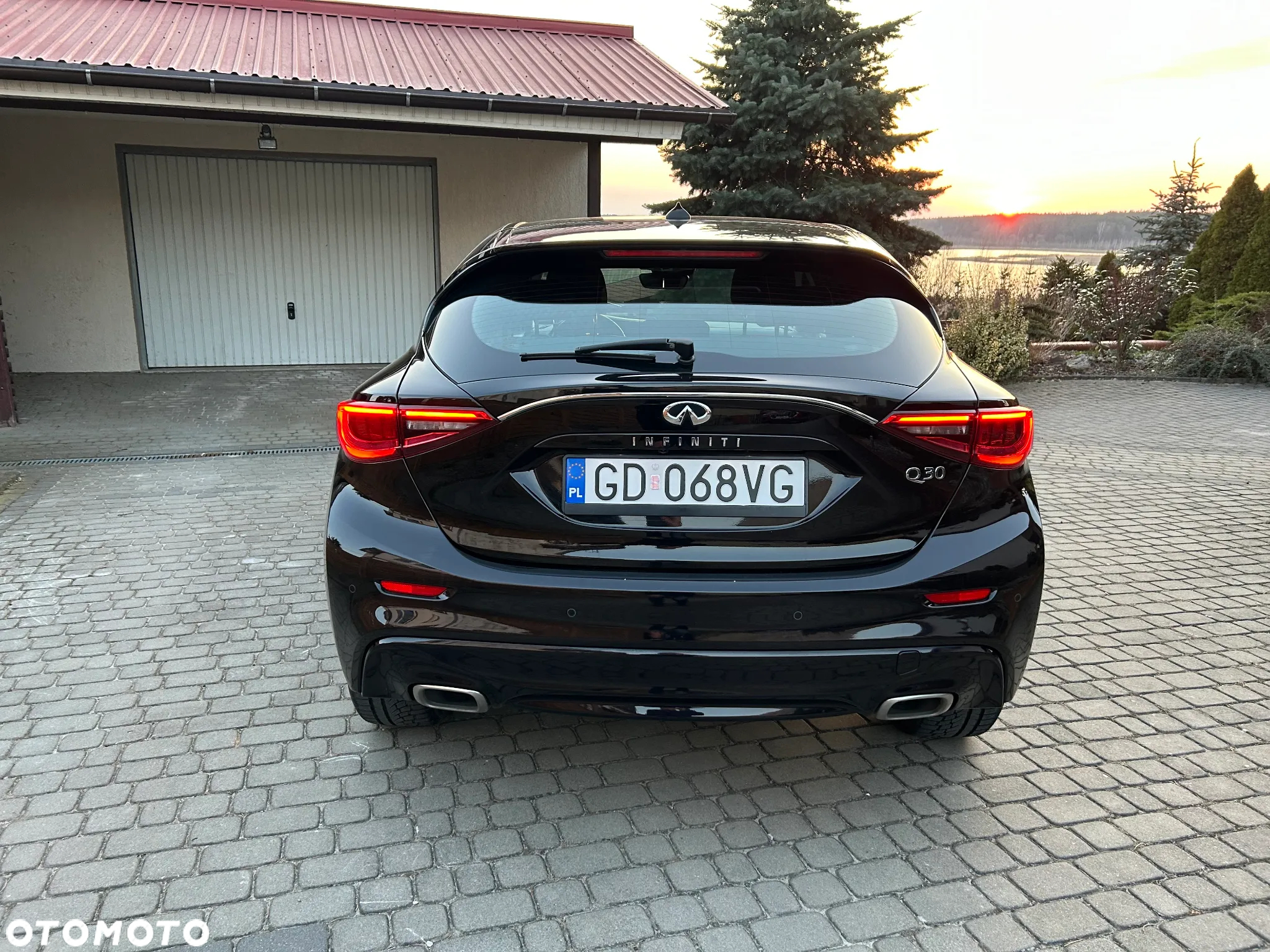 Infiniti Q30 2.2d 7DCT - 4