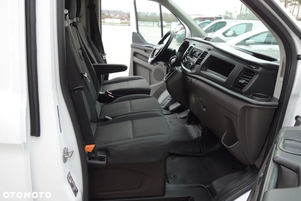 Ford Transit Custom Automat 2.0 Ecoblue 130 KM L1H1 Klima - 7