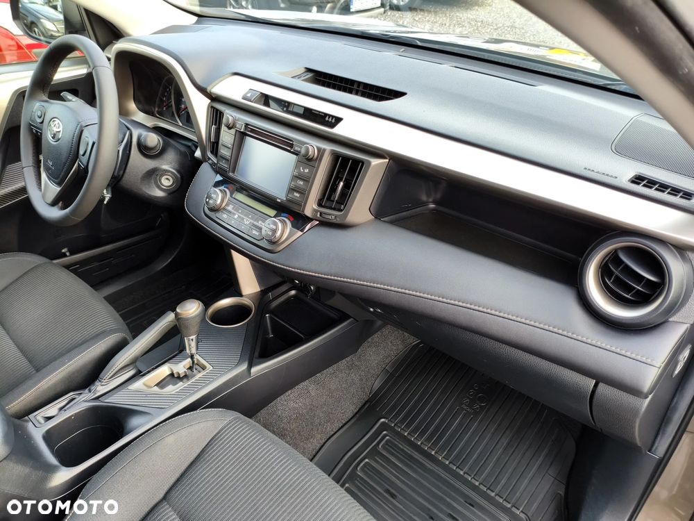 Toyota RAV4 - 27