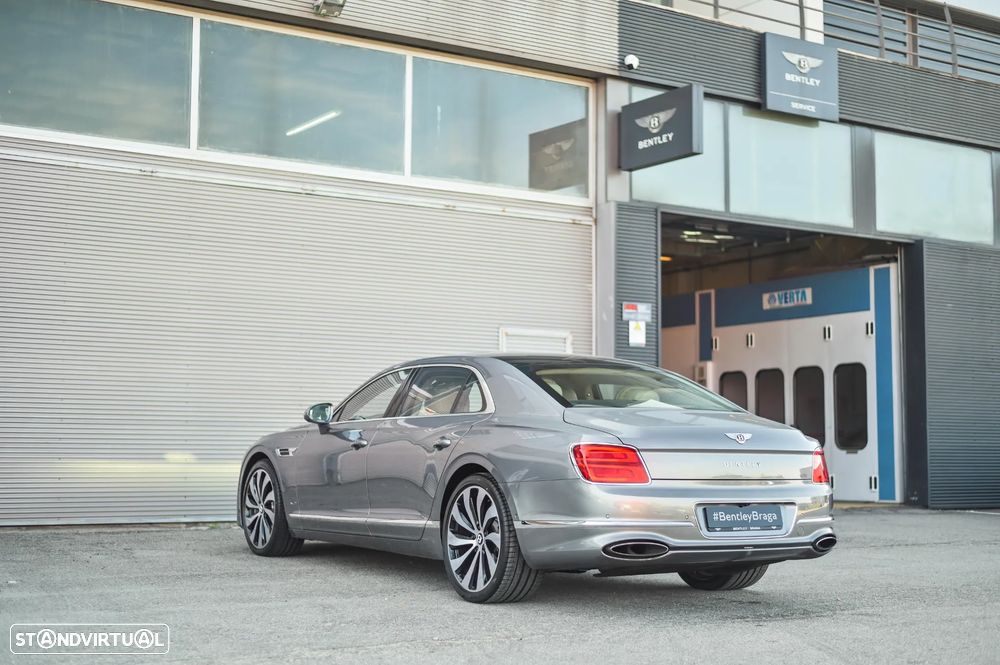 Bentley Flying Spur W12 - 7