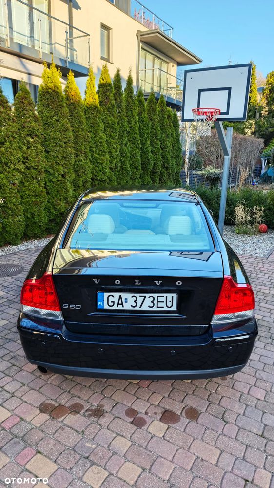 Volvo S60 - 25