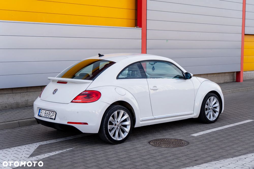 Volkswagen Beetle ver-1-6-tdi-bluemotion-technology-cup - 6