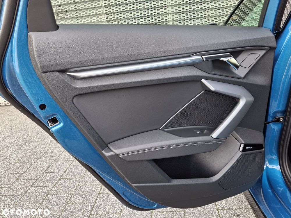 Audi A3 Sportback - 13