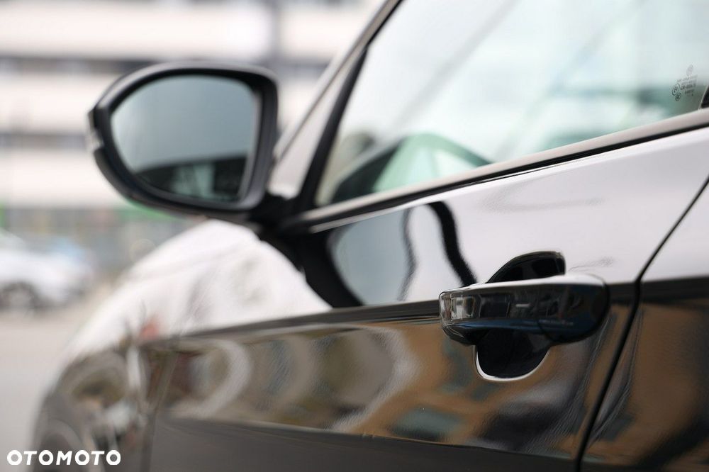 Volkswagen T-Cross - 11