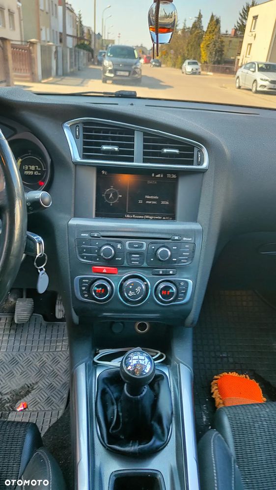 Citroën C4 VTi 120 Business Class - 17