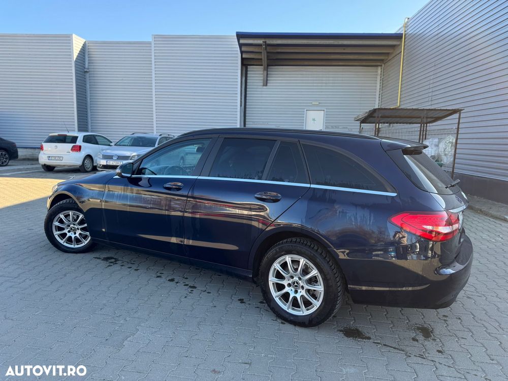 Mercedes-Benz C - 17