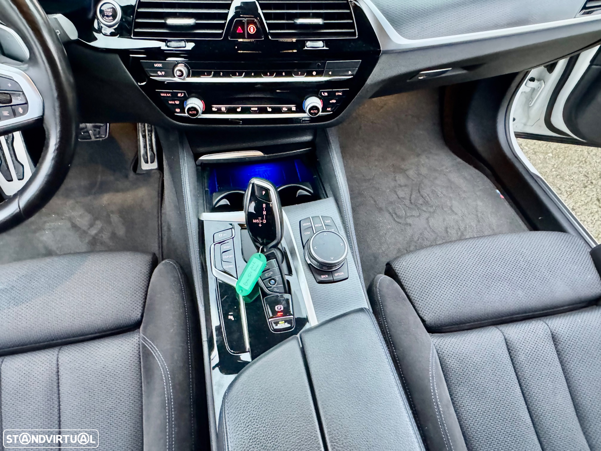 BMW 520 d xDrive Pack M Auto - 23