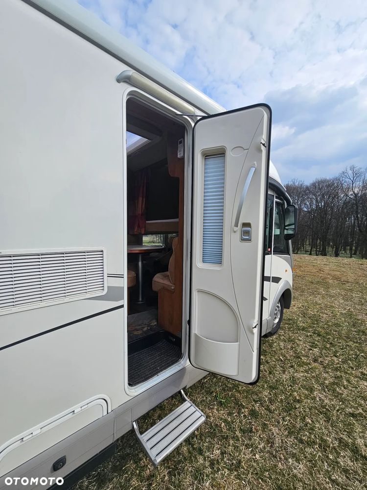 Carthago CHIC C-LINE I 4.2 - 24