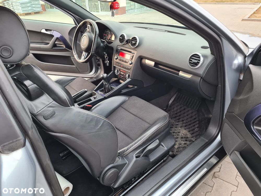 Audi A3 3-drzwiowe 2.0 TDI DPF Ambition - 8