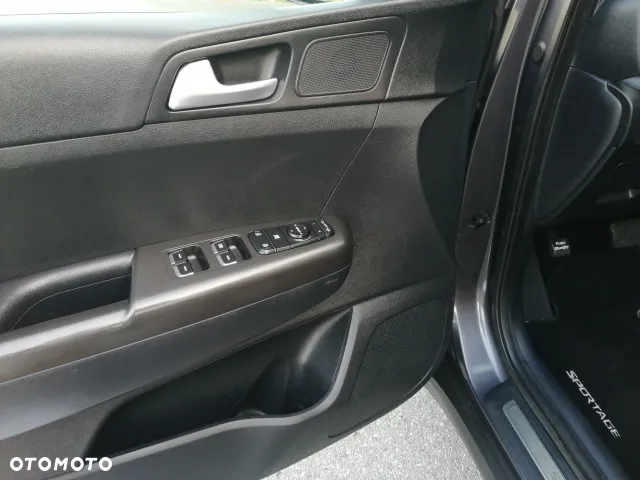 Kia Sportage - 24
