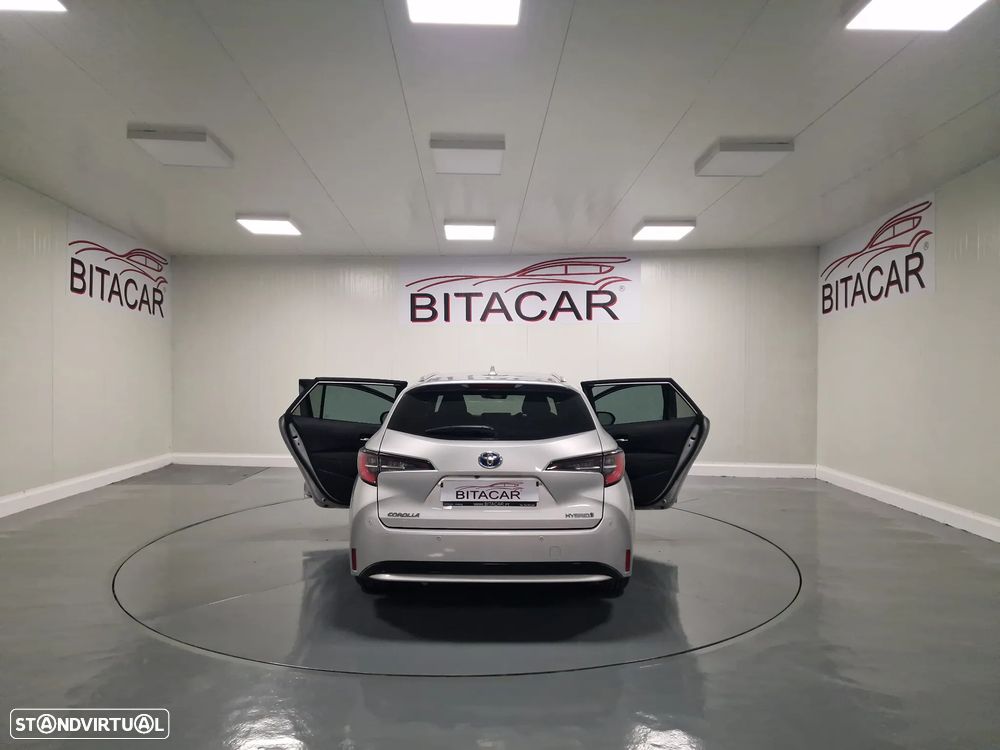 Toyota Corolla Touring Sports 1.8 Hybrid Comfort+P.Sport - 28