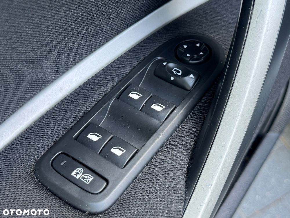 Citroën C5 1.6 e-HDi Selection MCP - 16