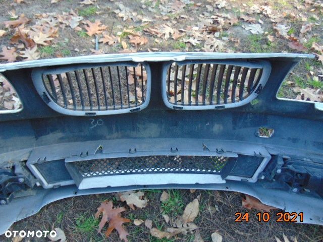 BMW 1 e87 e81 E82 E88 ZDERZAK przód przedni pod xenon SPRYSKi spryskiwacze kratki halogenY NERKI KOLOR BIAŁY A300 ALPINWEISS 300 - 8
