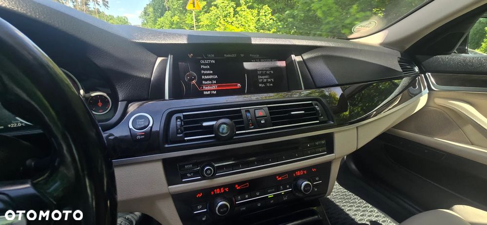 BMW Seria 5 520d xDrive Sport - 11