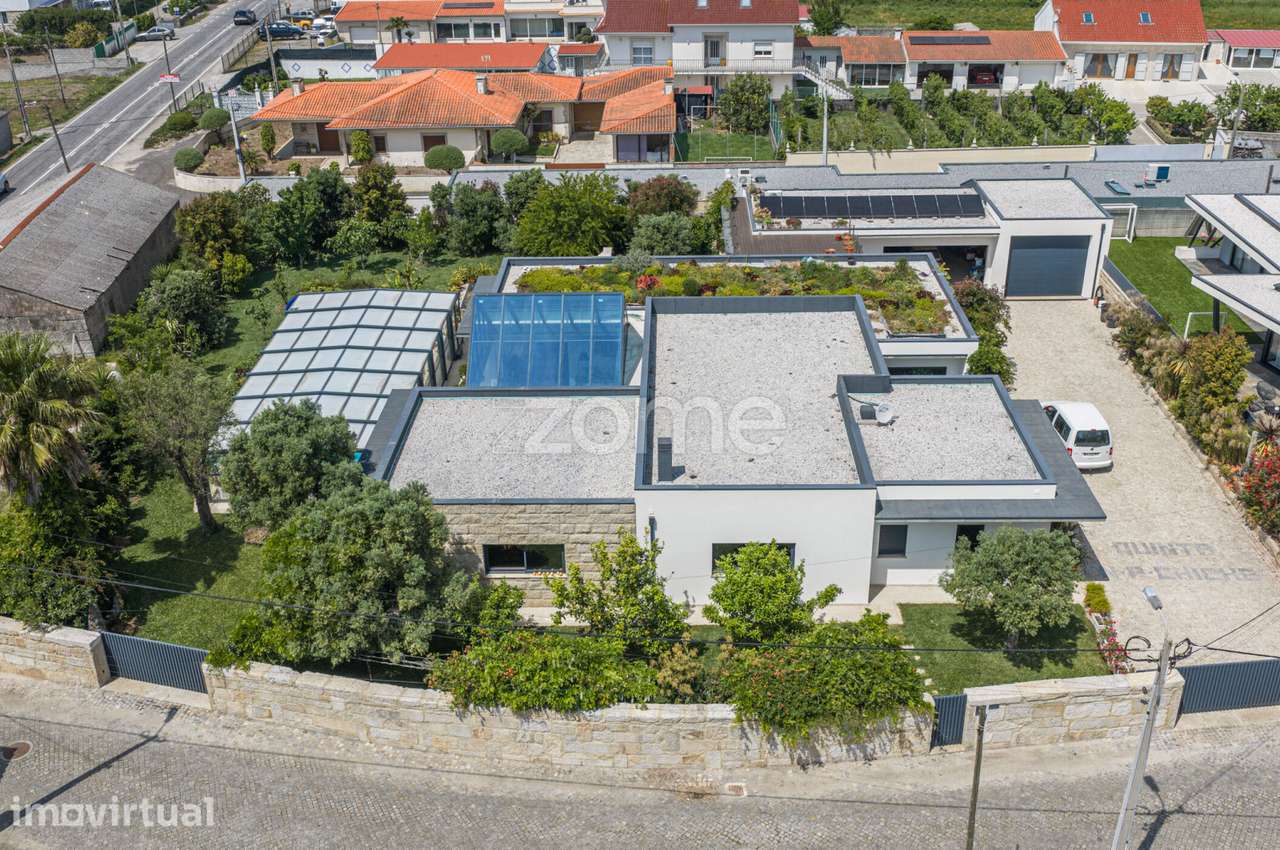 Moradia térrea T4 de luxo com piscina | Marinhas, Esposende - Grande imagem: 4/27
