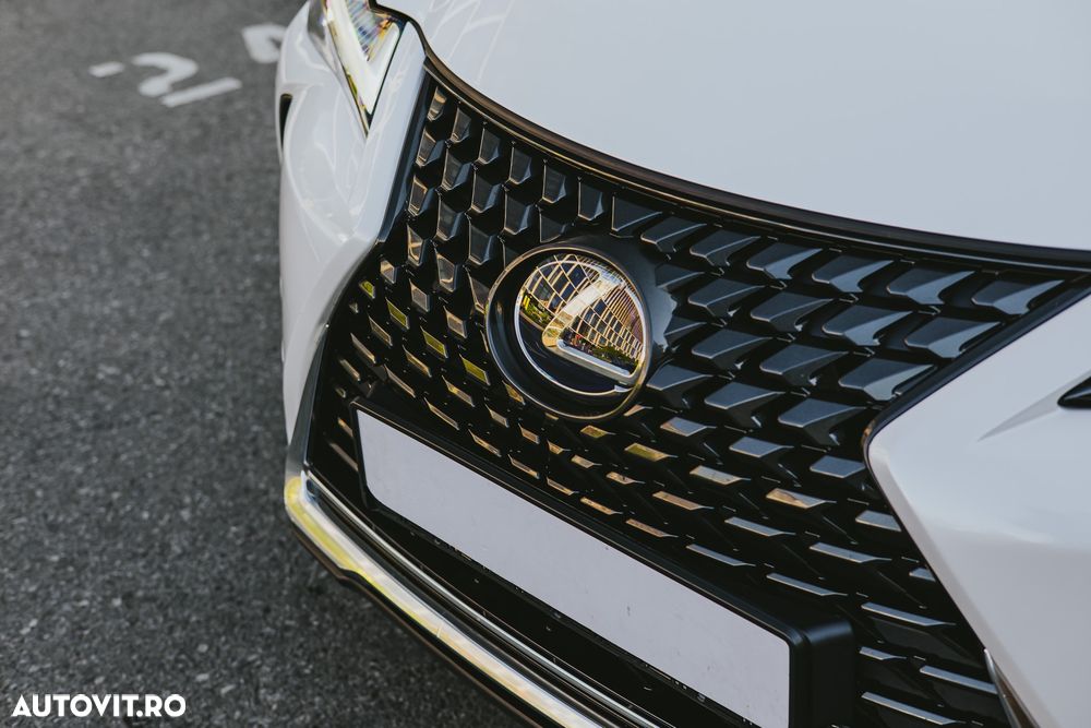 Lexus UX 200 FWD Business - 5