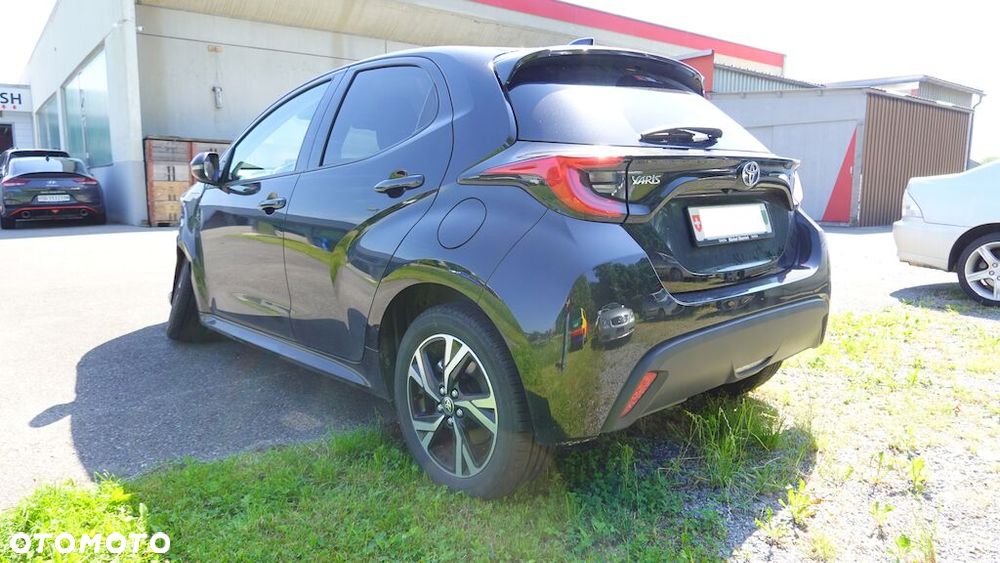 Toyota Yaris Hybrid 1.5 Style - 6