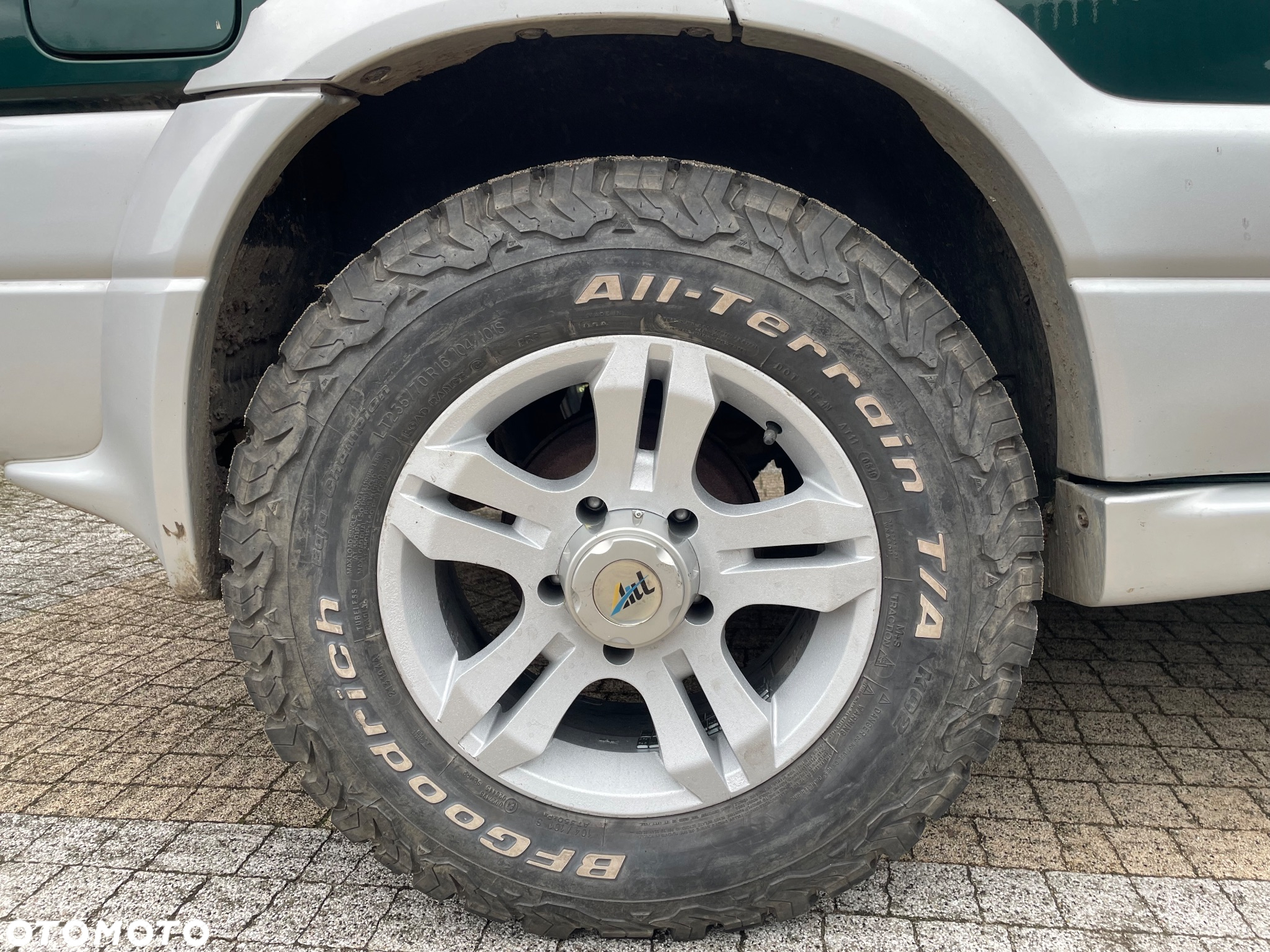 Suzuki Grand Vitara 2.0 HDi - 12