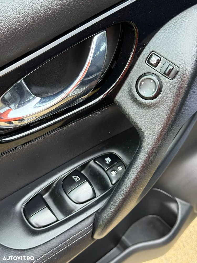 Nissan Qashqai 1.5 DCI Start/Stop N-Connecta - 15