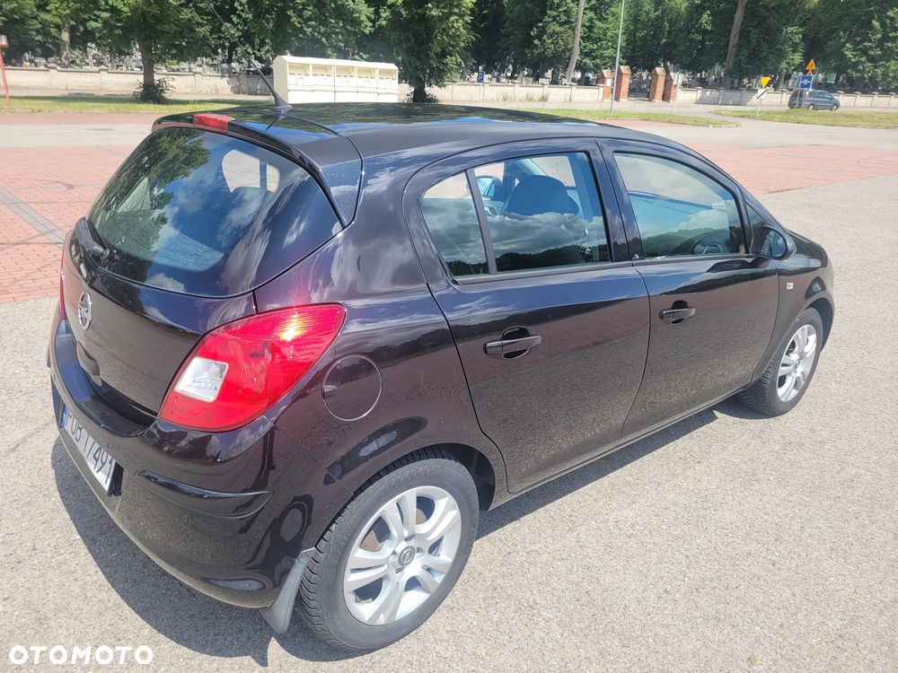 Opel Corsa 1.4 16V Innovation - 5