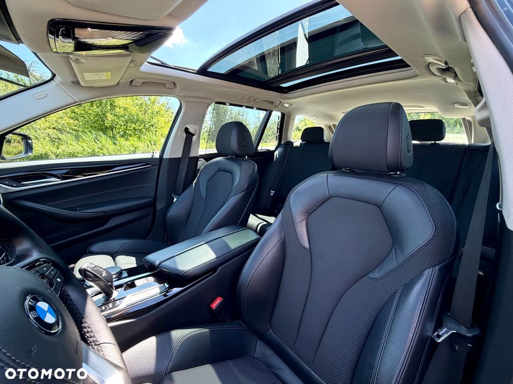 BMW Seria 5 520d xDrive MHEV Sport Line sport - 21