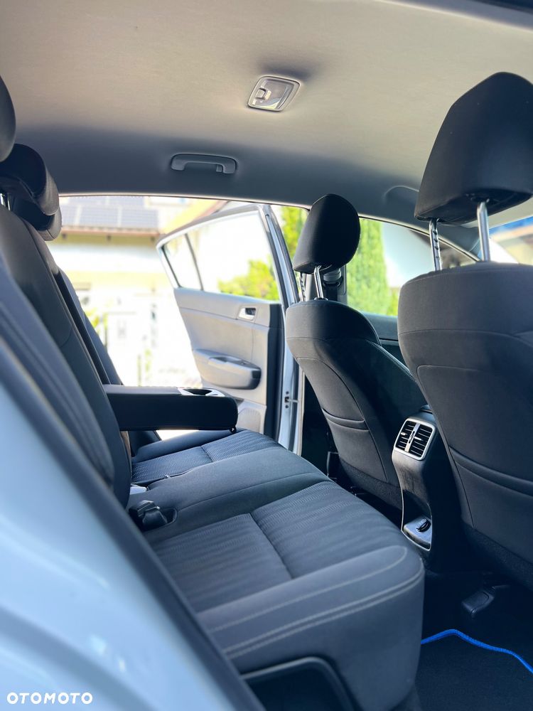 Kia Sportage 1.6 GDI 2WD DREAM-TEAM EDITION - 21